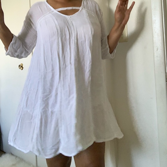 White Bohemian shirt-dress. Linen-like fabric. - Picture 3 of 4